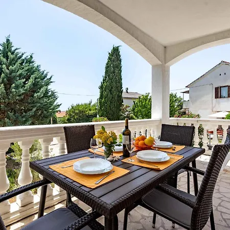 Apartmán Front In Krk With Wifi Krk Town