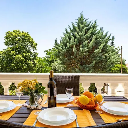 Stunning In Krk With Kitchen Apartment