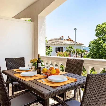 Stunning In Krk With Kitchen *