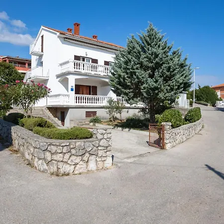 Stunning In Krk With Kitchen *