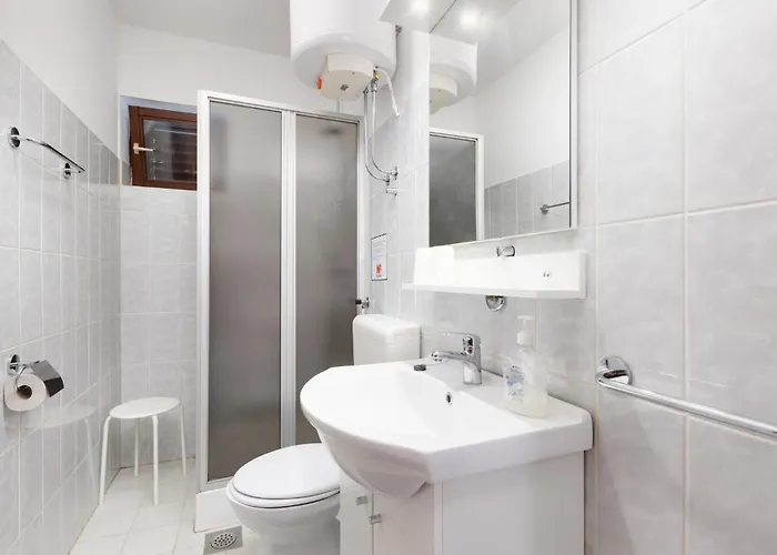 Appartamento Cozy In Krk With Wifi