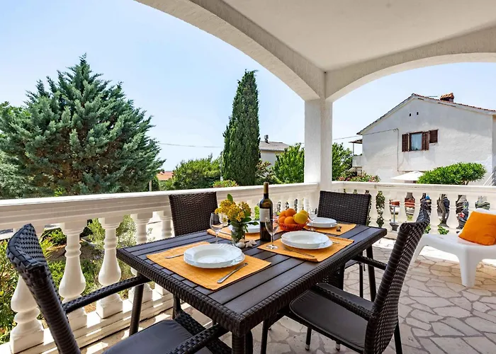 Appartamento Cozy In Krk With Wifi Krk Town